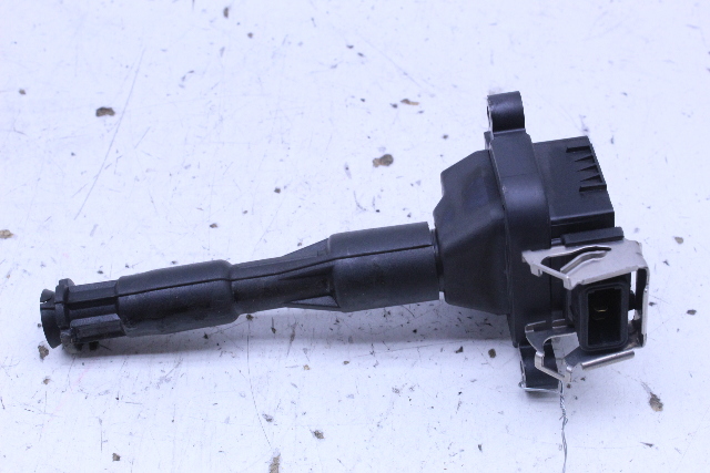 2002 BMW X5 Ignition Coil Ignitor 0221504004 OEM