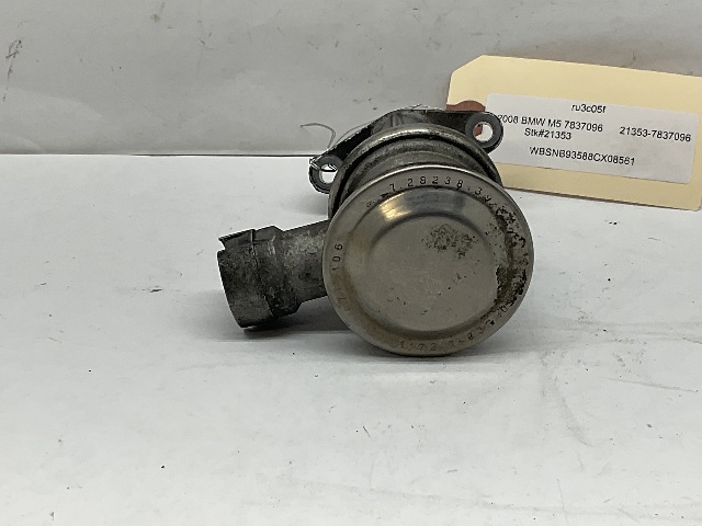2006-2010 BMW M5 M6 S85 EGR Air Pump Combi Valve OEM