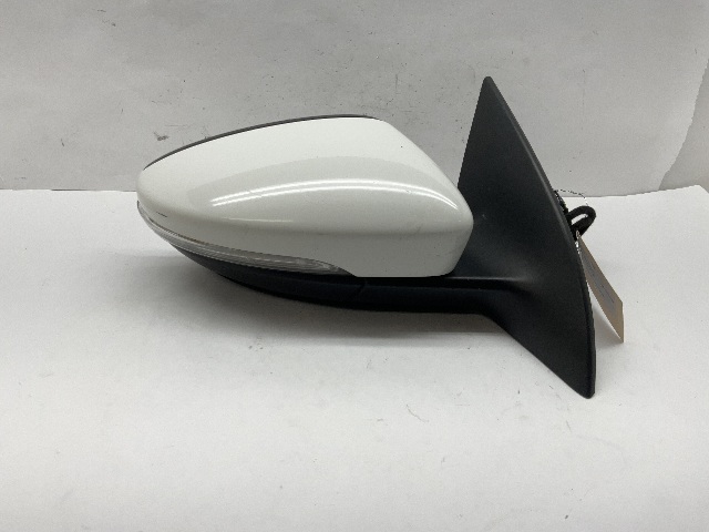 2009-2012 Volkswagen CC Door Mirror Right Side View