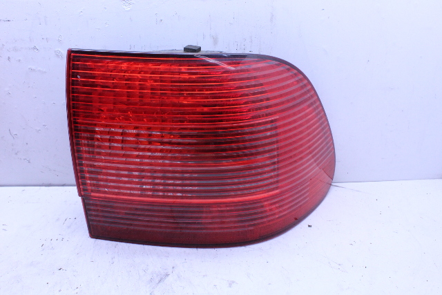 2003-2006 Porsche Cayenne 955 Right Tail Light OEM 95563148502