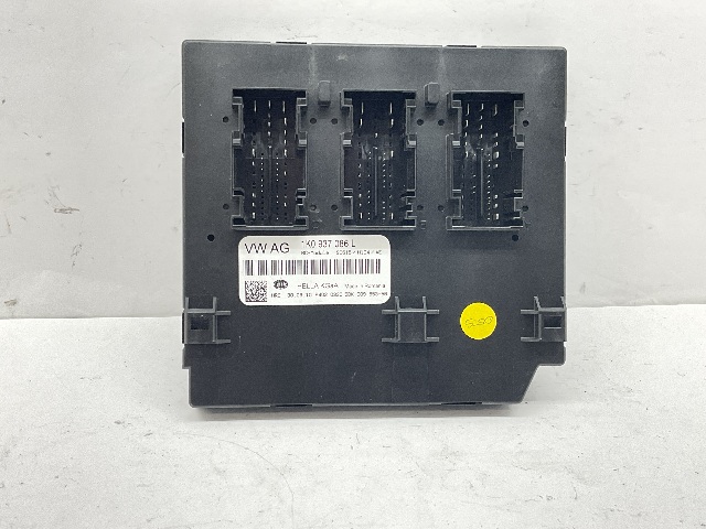 2011 Volkswagen Golf GTI Body Control Module BCM 1K0937086L OEM