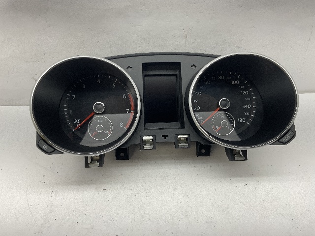 2011 Volkswagen Golf GTI Speedometer Instrument Cluster OEM