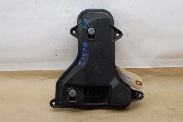 2003 2004 2005 2006 Porsche Cayenne Tail Light Lamp Bulb Socket Left 7L5945257 OEM