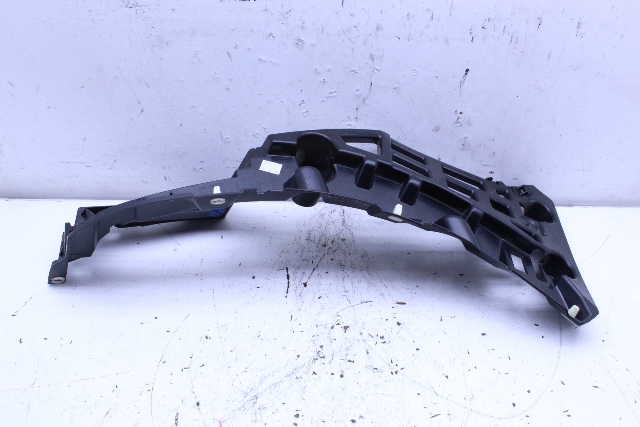 2015 2016 2017 2018 Porsche Macan S Rear Bumper Guide Bracket Right 95B807254C OEM