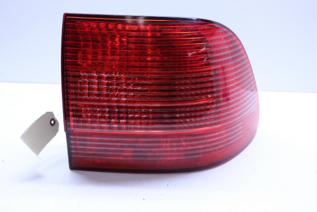 2003-2006 Porsche Cayenne 955 Right Tail Light OEM 95563148502