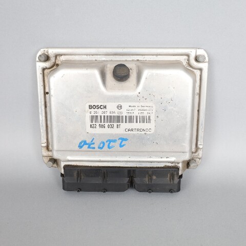 2003-2006 Porsche Cayenne 4.5L V8 ECU Engine Control Module 022906032BT OEM Used