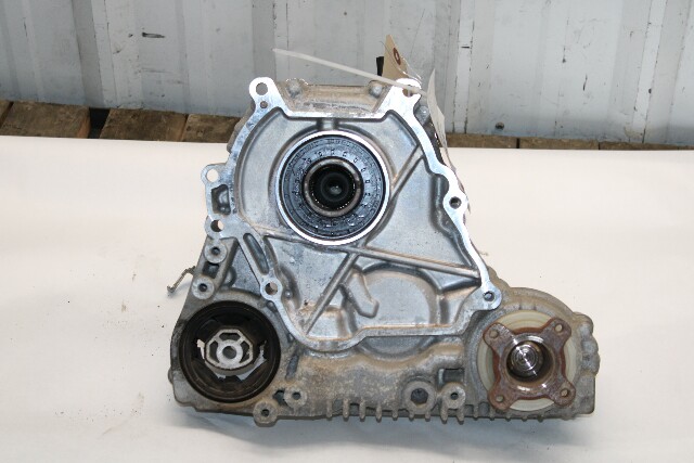 2011-2012 BMW 535xi 550xi 750xi AWD Transfer Case 27107636172 OEM