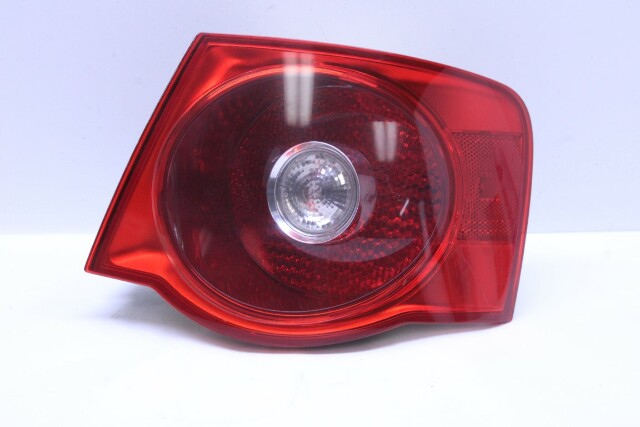 2006 2007 Volkswagen Jetta Tail Light Lamp Right OEM