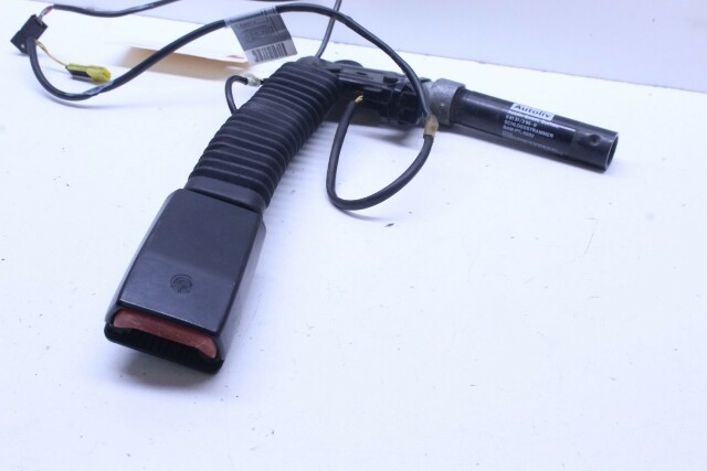 1996-2002 BMW Z3 Right Front Seat Belt Buckle 72118221014 OEM