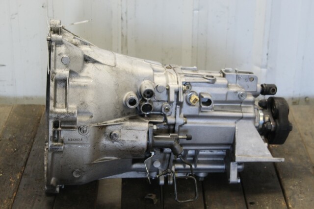 2001-2004 BMW 325ci E46 5 Speed Manual Transmission OEM