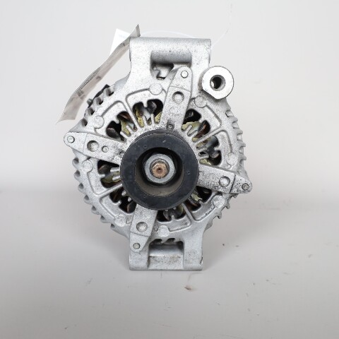 BMW 550i 650i 750i M5 M6 X5 X6 X6M 4.4 Alternator 12317606628 OEM