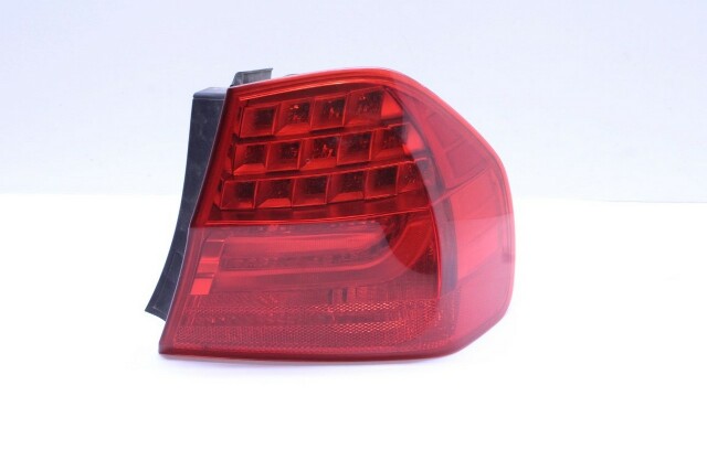 2009-2011 BMW 328i 335i M3 Tail Light Right - 63214871736 OEM