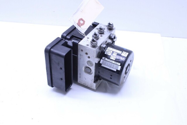 2010 Volkswagen Jetta Sedan Parts OEM