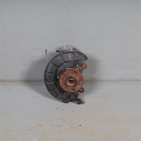 2012-2019 Volkswagen Jetta Beetle Passat Right Front Spindle Knuckle OEM