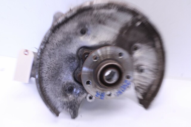 2015-2018 Porsche Macan Rear Spindle Knuckle Hub Right OEM