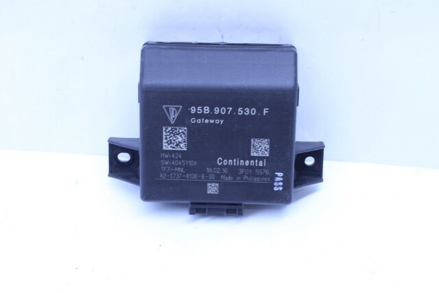 2017 Porsche Macan Gateway Control Module OEM