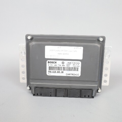 2000-2001 Porsche 911 Boxster Engine Computer ECU DME 99661860500 OEM Used 24226