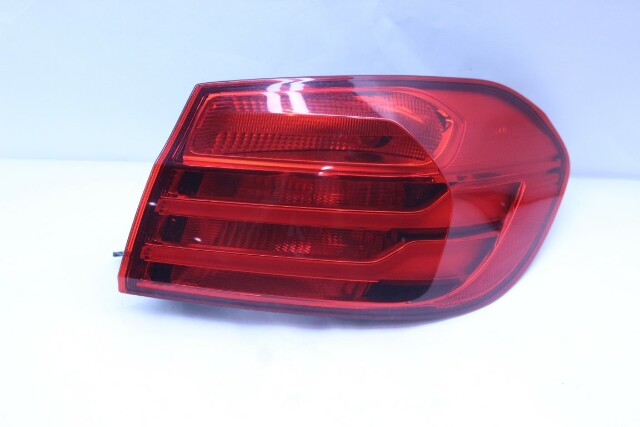 2014-2017 BMW 428i 430i 435i 440i M4 Right Tail Light 63217296100 OEM