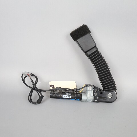 2007-2013 BMW 328i 335i M3 Right Front Seat Belt Buckle 72119177772 OEM Used