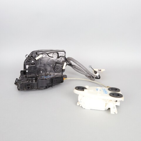 2014-2018 BMW X5 Right Rear Door Lock Latch Actuator 51227281956 OEM Used