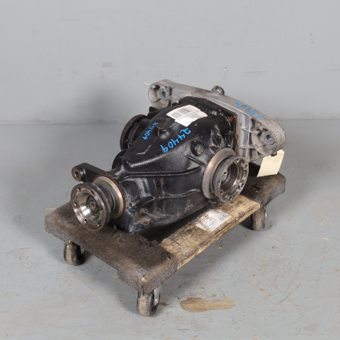 2000-2002 BMW 525i 528i 530i Rear Differential Carrier 32107529494 OEM Used
