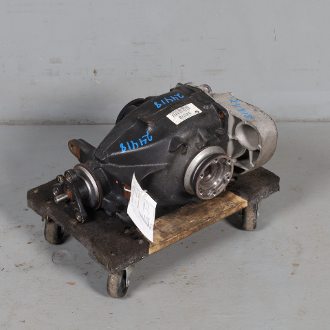 2013-2015 BMW X1 2.0 Rear Axle Differential Carrier 33107591022 OEM Used