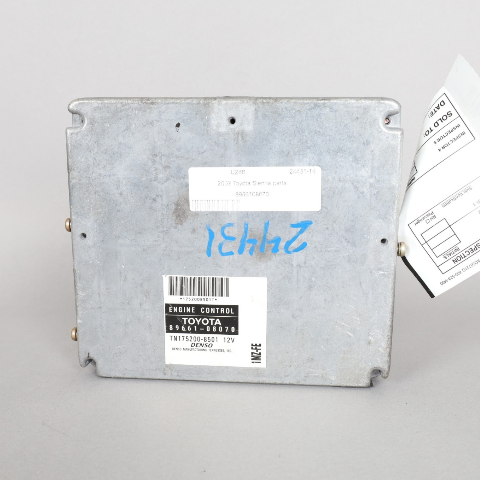 2002-2003 Toyota Sienna Engine Computer ECU ECM DME 8966108070 OEM Used