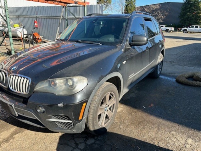 2011 BMW X5 E70 - OEM Used Parts - Stock # 25002