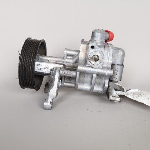 2011-2014 BMW X5 xDrive35i X6 xDrive35i Power Steering Pump 32416796453 OEM