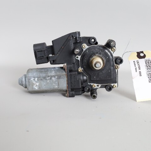 1999-2004 Porsche 911 996 Convertible Right Door Window Motor OEM 99662410204