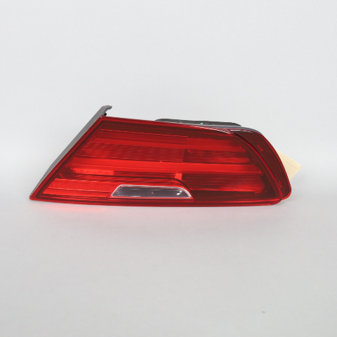 2012-2019 BMW 640i 650i M6 Right Tail Light 63217210580 OEM Used