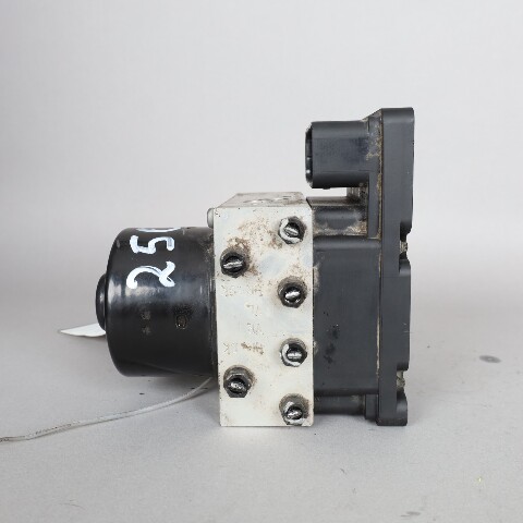 2005-2006 Porsche Cayenne ABS Anti Lock Brake Pump 7L0614111C OEM Used