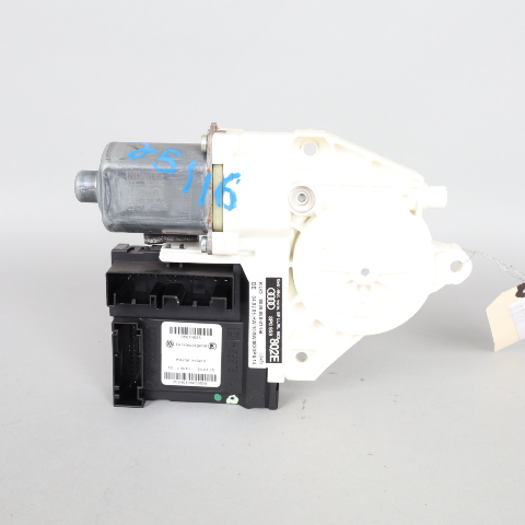 2006-2013 Audi A3 Right Front Power Window Motor 8P0959802E OEM Used