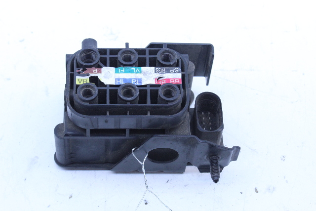 Mercedes Benz Air Suspension Valve Block 2513200058 OEM