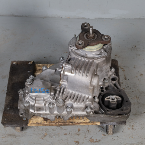 2007‑2010 BMW X3 E83 Transfer Case Assembly 27103435187 OEM Used