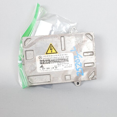 2008 Mercedes CL600 Xenon Headlight Ballast Control Unit 2168704826 OEM Used