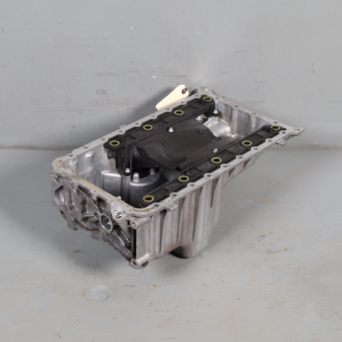 2003-2006 Porsche Cayenne 4.5 Engine Oil Pan OEM 9481071406R