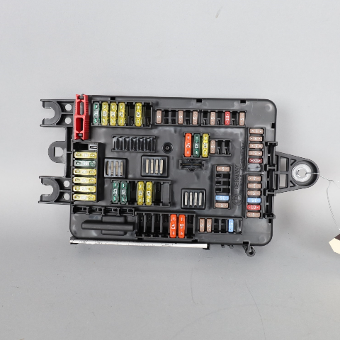 2014-2015 BMW 320i 328i 335i Fuse Relay Box 61149337882 OEM Used