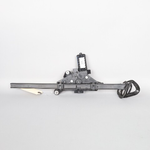 10‑17 Mercedes E350 E550 W207 Front Right Seat Belt Feeder 2078600282 OEM Used