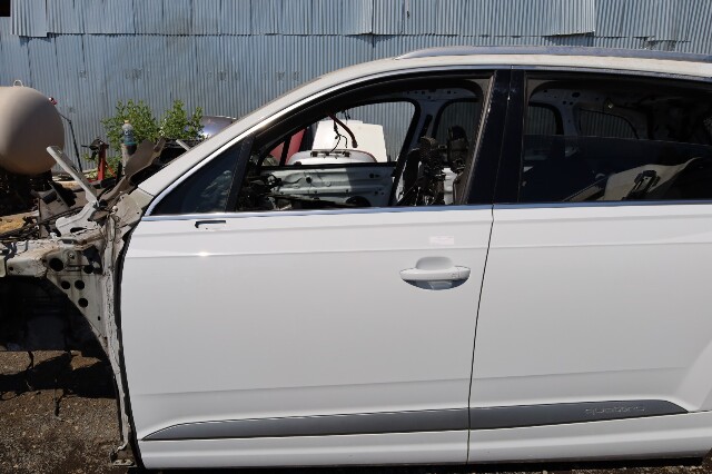 2017-2024 Audi Q7 Left Front Door Shell Glacier White 4M0831051G OEM Used