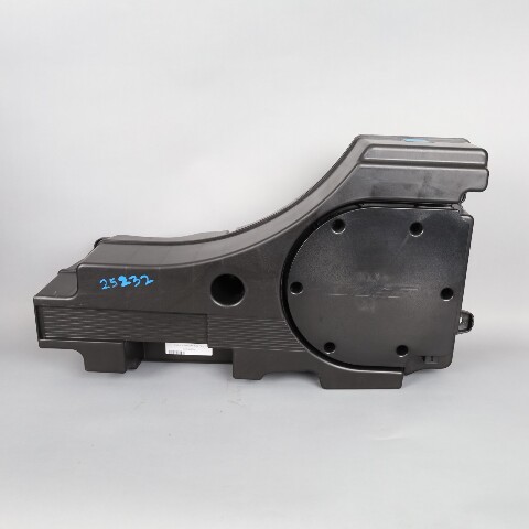 2017‑2019 Audi Q7 Trunk Mounted Subwoofer Speaker Box Bose OEM Used