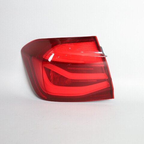 2018 BMW 330e 330i 340i Left Tail Light Smoked Lense 63217456517 OEM Used