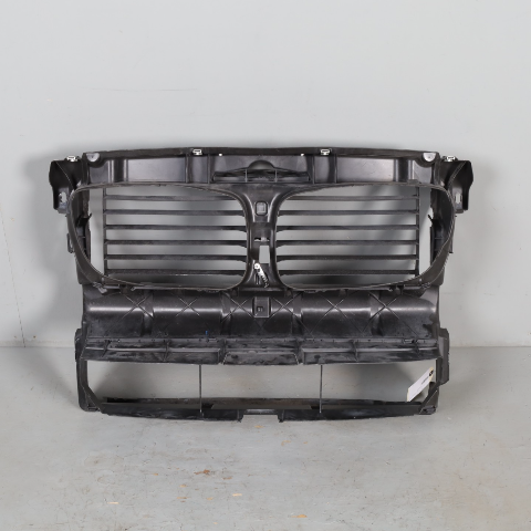 2010-2017 BMW 535iGT 550iGT Radiator Air Duct 51747200765 OEM Used NOTE