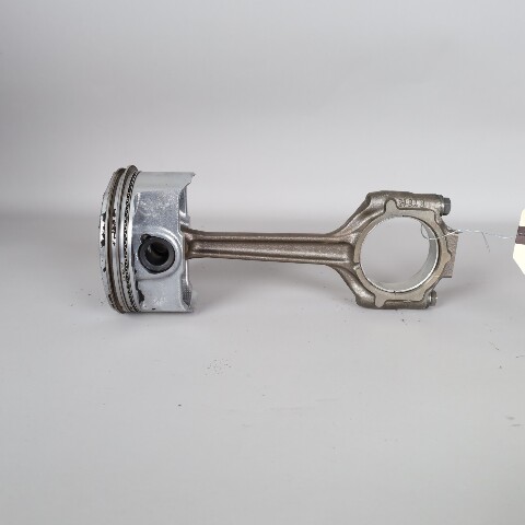 2008-2012 Dodge 4.7 Ram 1500 Dakota Durango Piston With Rod 68031605AD OEM