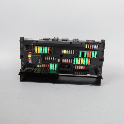 2011-2016 BMW 528i 535i 550i M5 Front Fuse Box 61149252815 OEM Used