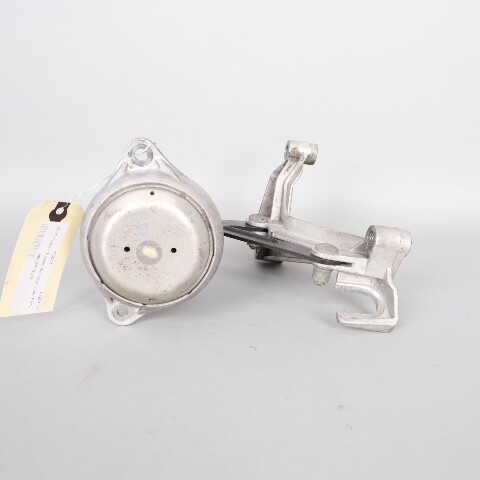 1997-2006 Porsche Boxster Left Transmission Mount Bracket 98637515300 OEM Used