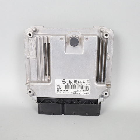 2010 Volkswagen CC 2.0 Engine Computer Module ECU ECM DME 06J906026DA OEM Used