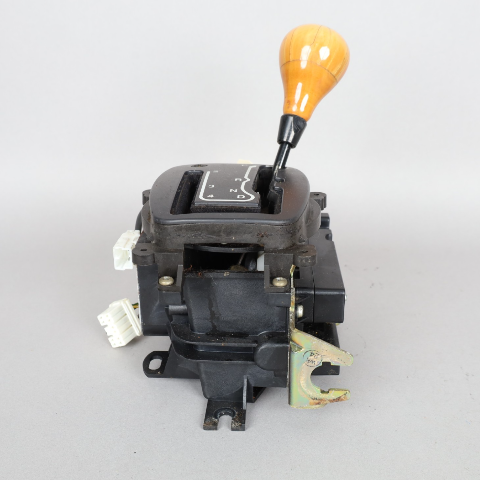 1999 Jaguar XJR Floor Shifter Gear Shift Indicator LNC6551AC OEM Used