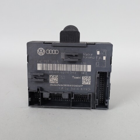 2013 Volkswagen Touareg Left Front Door Module 4H0959792F OEM Used