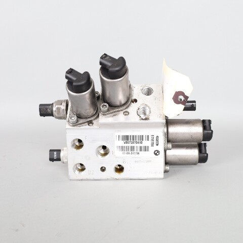 2002-2008 BMW 745i 750i 760i Dynamic Drive Valve Block 37206758704 OEM Used